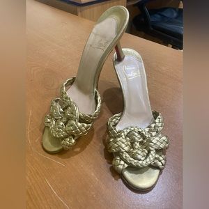 Authentic red bottoms